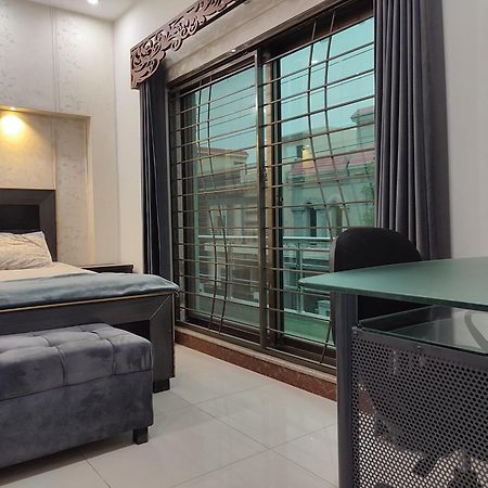 Fully Serviced Holiday Home Near Lahore Ring Road Ngoại thất bức ảnh