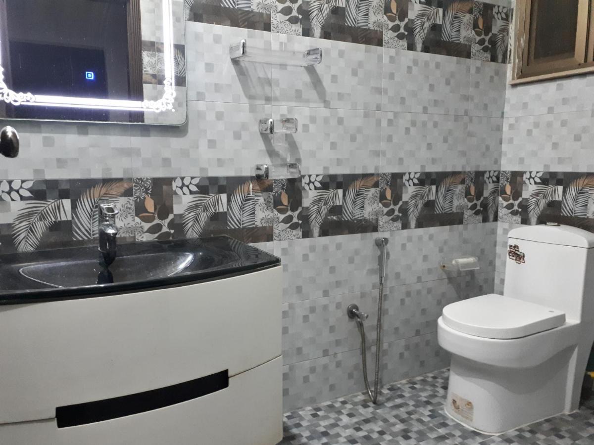Fully Serviced Holiday Home Near Lahore Ring Road Ngoại thất bức ảnh