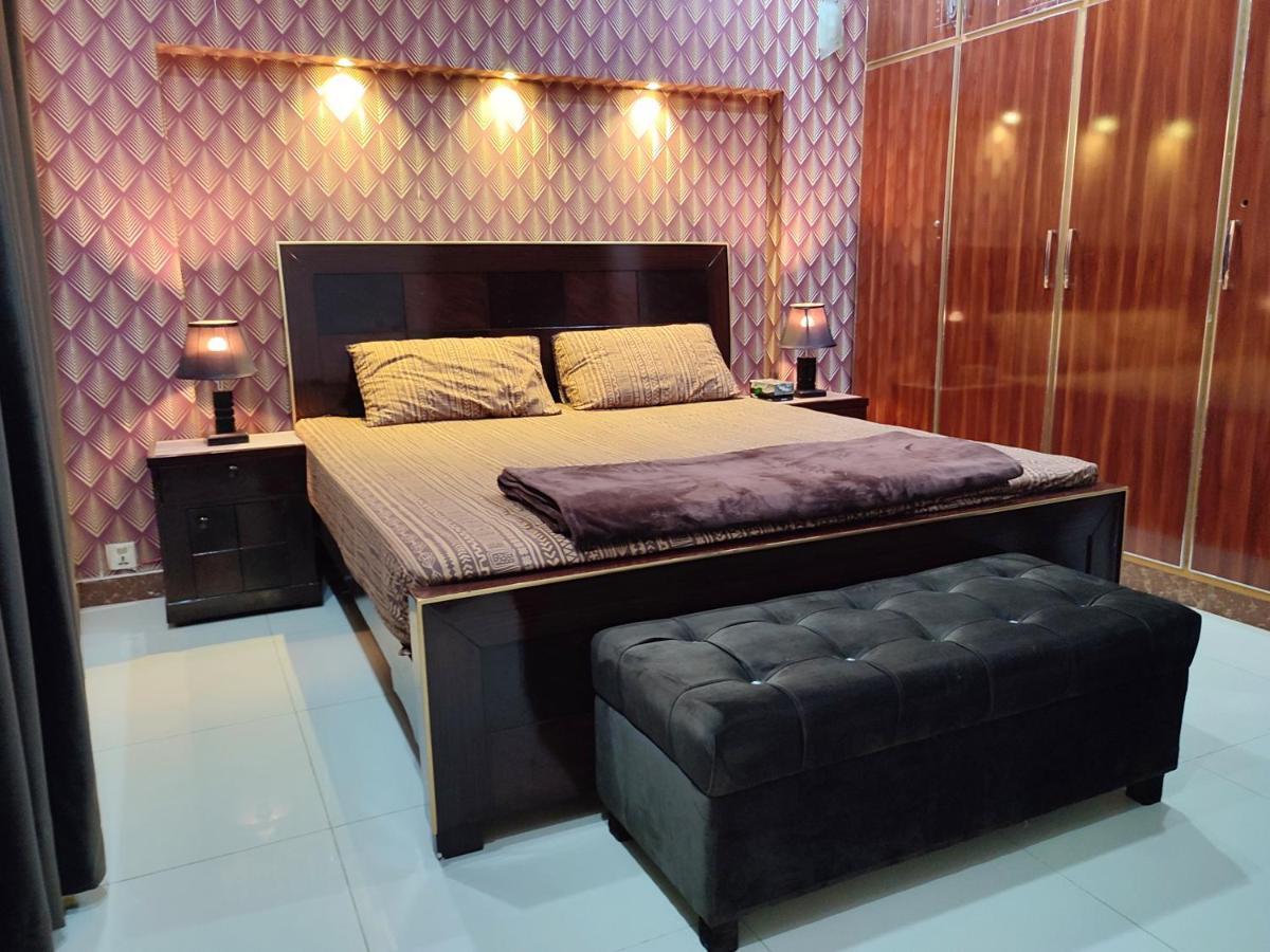 Fully Serviced Holiday Home Near Lahore Ring Road Ngoại thất bức ảnh